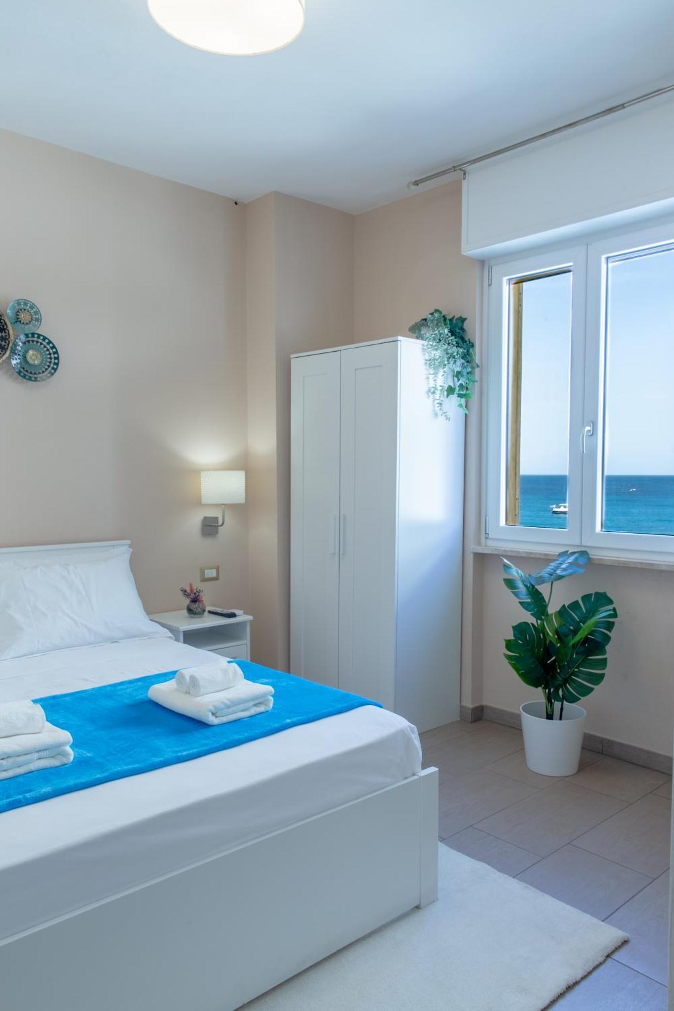 L'Affaccio Rooms - Lungomare Gallipoli Exterior foto